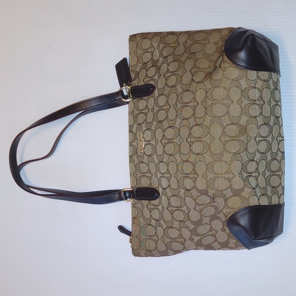 ๐VINTAGE ๐ COACH Zip Top Tote in Signature Jacquard Khaki/Brown - Picture 8 of 15